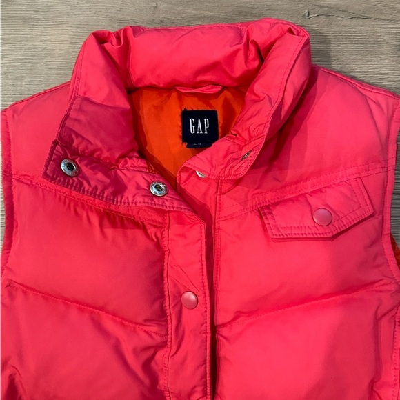 Gap Puffer Snap Button Vest Barbie Hot Pink Y2K - Picture 3 of 7